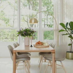 BOW Lampadaire arc design