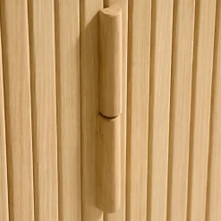 CALLAN Meuble TV aux portes coulissantes en bois strié L160cm