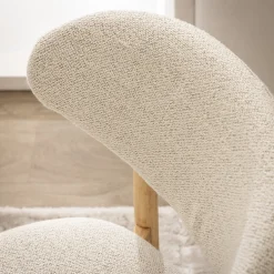 CLARA Lot de 2 chaises en tissu bouclette et bois