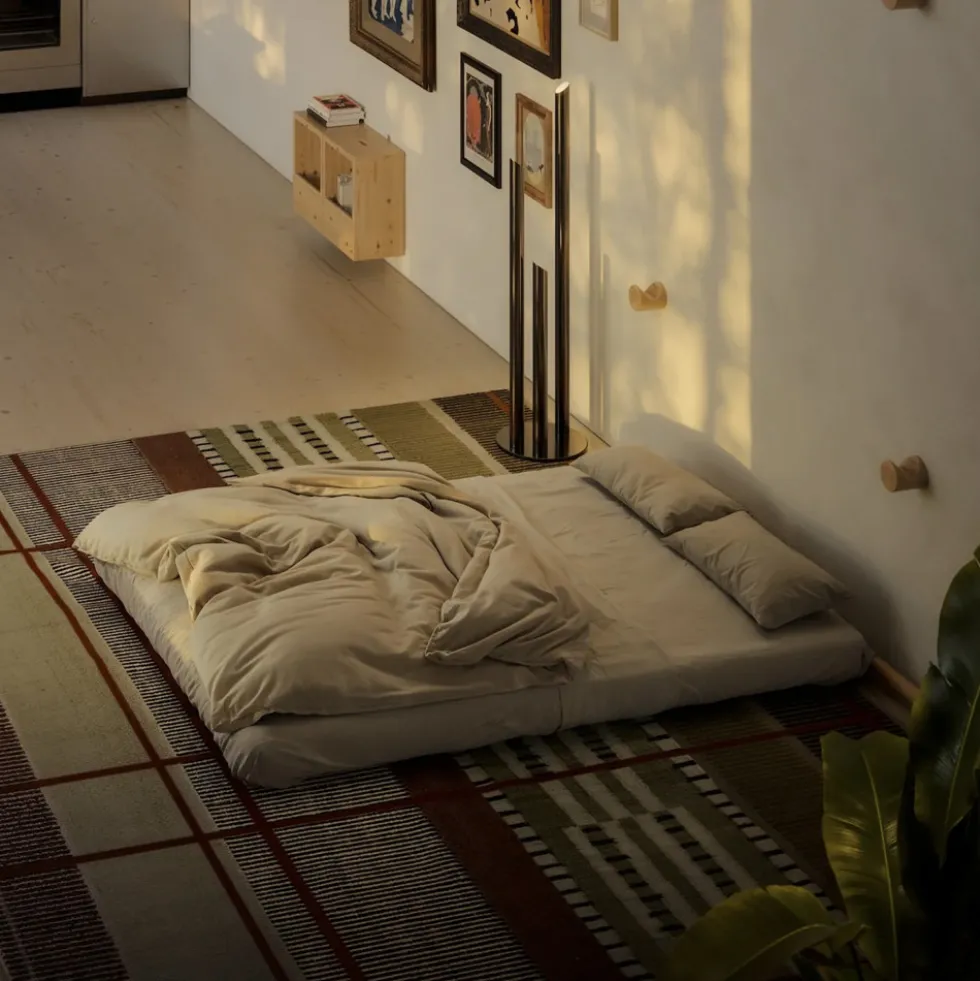 HOOKED Fauteuil convertible en lin et bois avec accroches murales