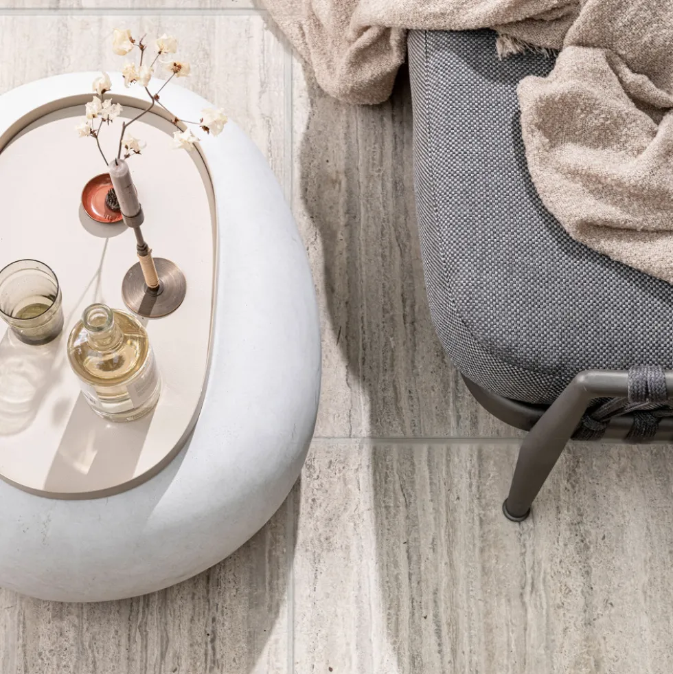 PEBBLE Table basse organique en fibre d'argile