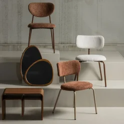 TRAVIS Lot de 2 chaises en tissu et pieds marron